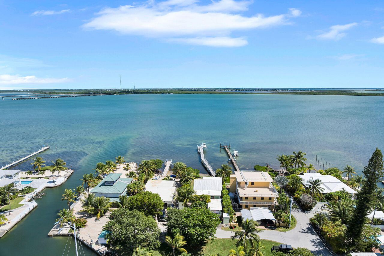 25368 2nd Street, Summerland Key, FL 33042 Photo