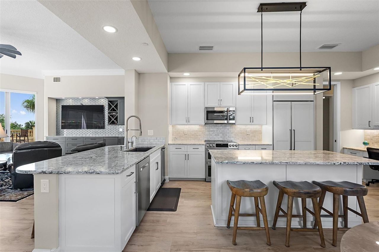 100 Beach Drive Ne, Unit 301, Saint Petersburg, FL 33701 Photo