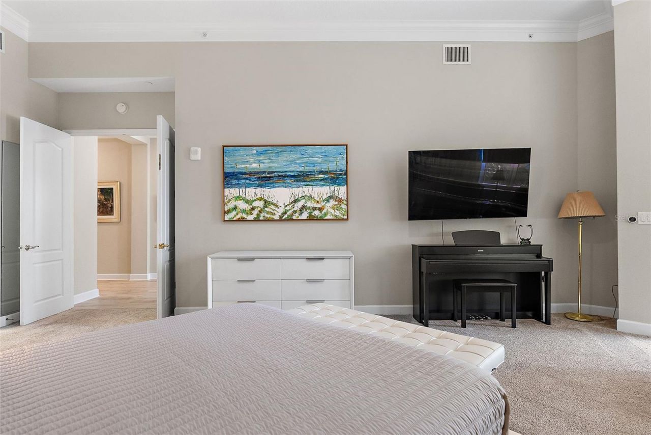 100 Beach Drive Ne, Unit 301, Saint Petersburg, FL 33701 Photo