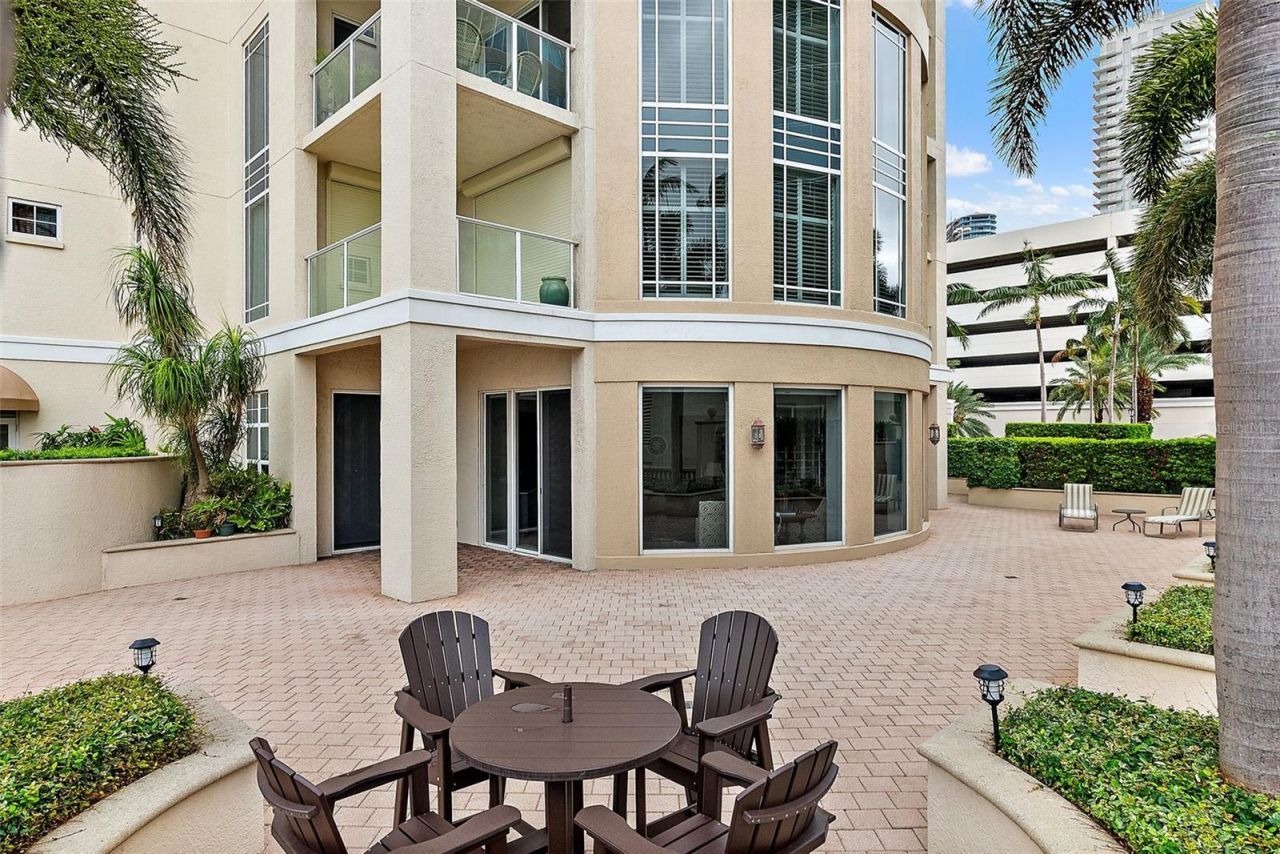 100 Beach Drive Ne, Unit 301, Saint Petersburg, FL 33701 Photo