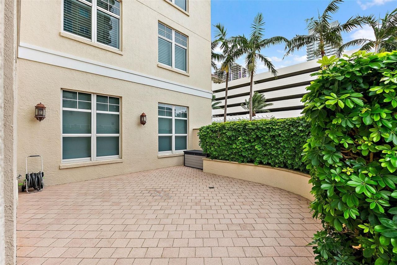 100 Beach Drive Ne, Unit 301, Saint Petersburg, FL 33701 Photo