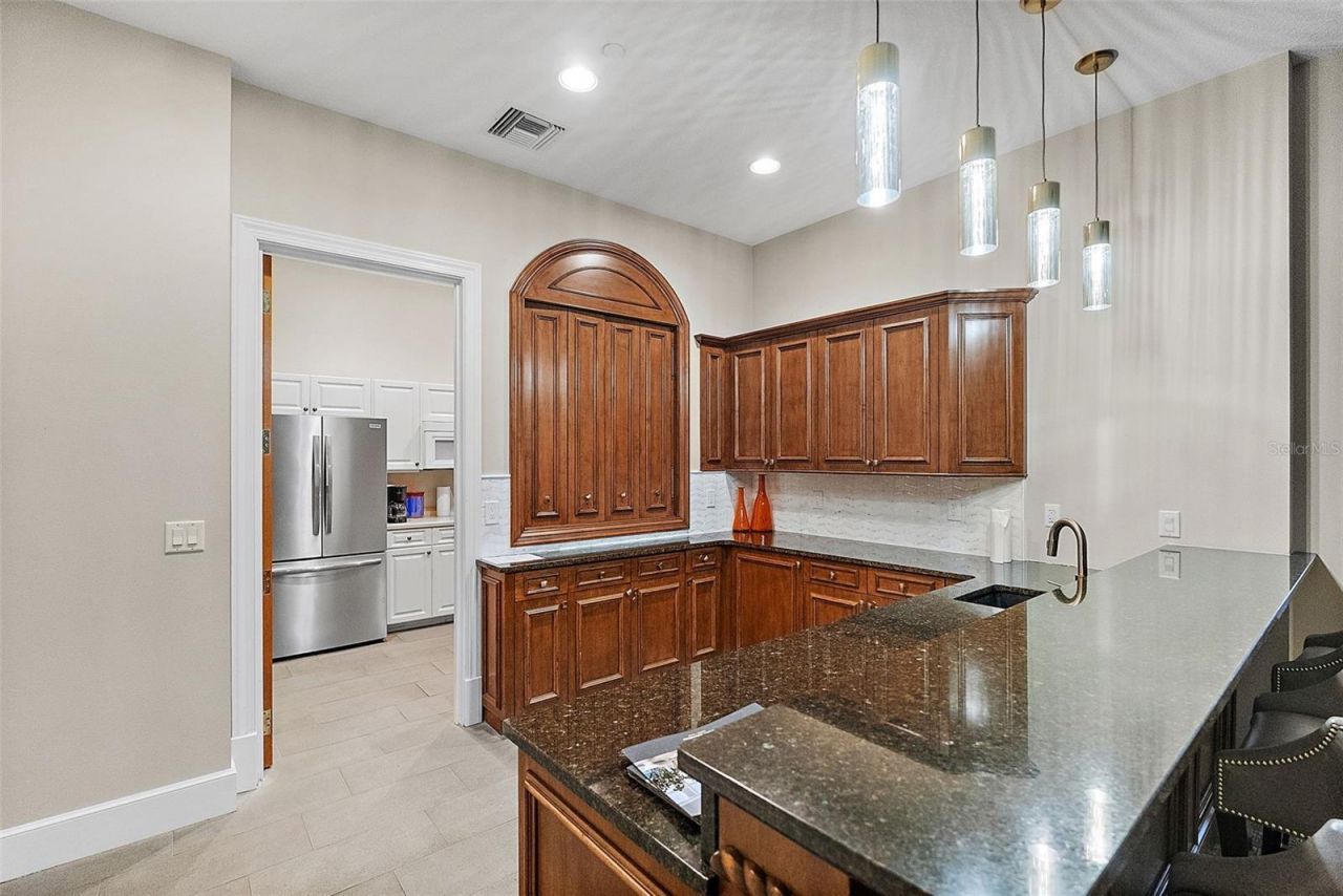 100 Beach Drive Ne, Unit 301, Saint Petersburg, FL 33701 Photo