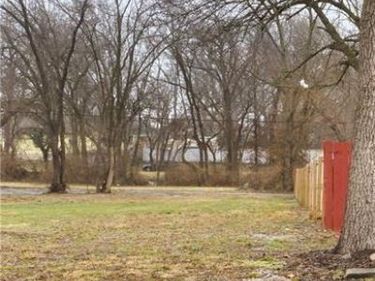 709 S Willis Avenue, Independence, MO 64052