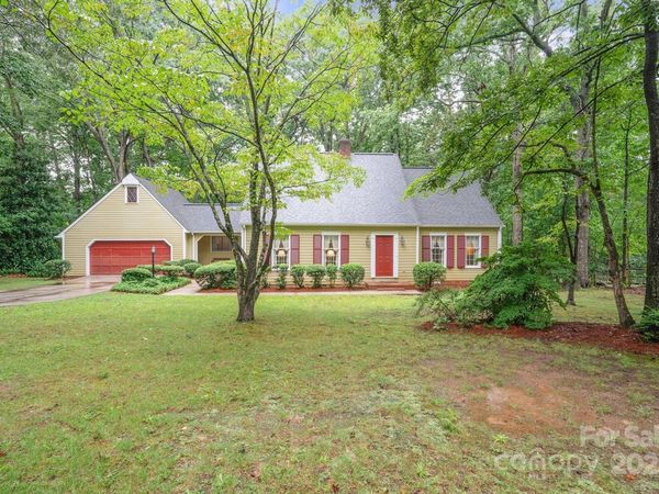 112 Julia Drive, Lincolnton, NC 28092