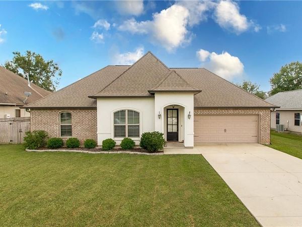 28651 WATER OAK Loop, Ponchatoula, LA 70454