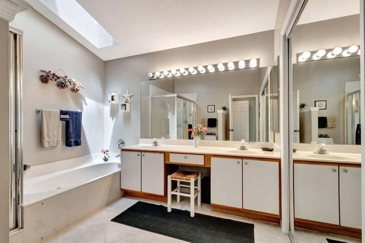 16550 Riverwind Court, Jupiter, FL 33477 Photo