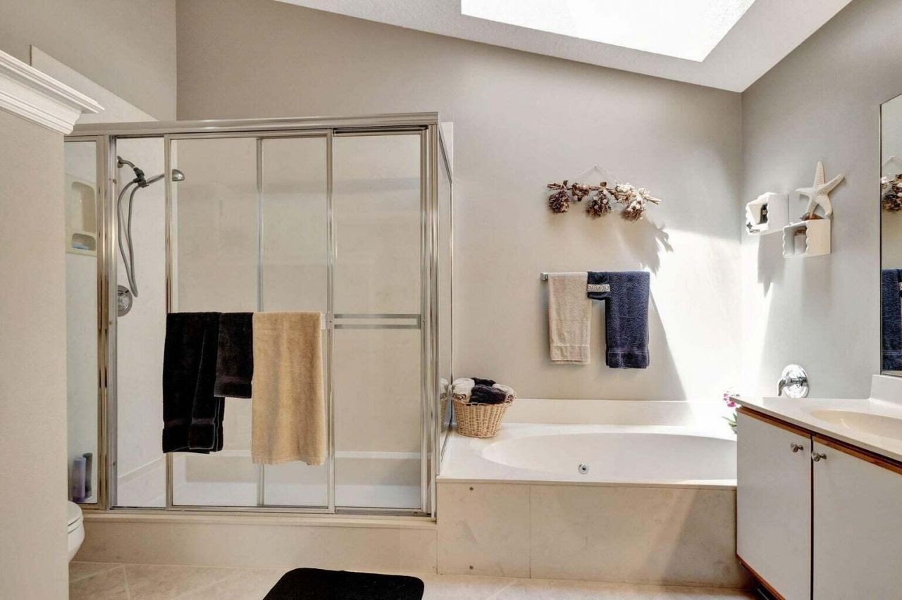 16550 Riverwind Court, Jupiter, FL 33477 Photo