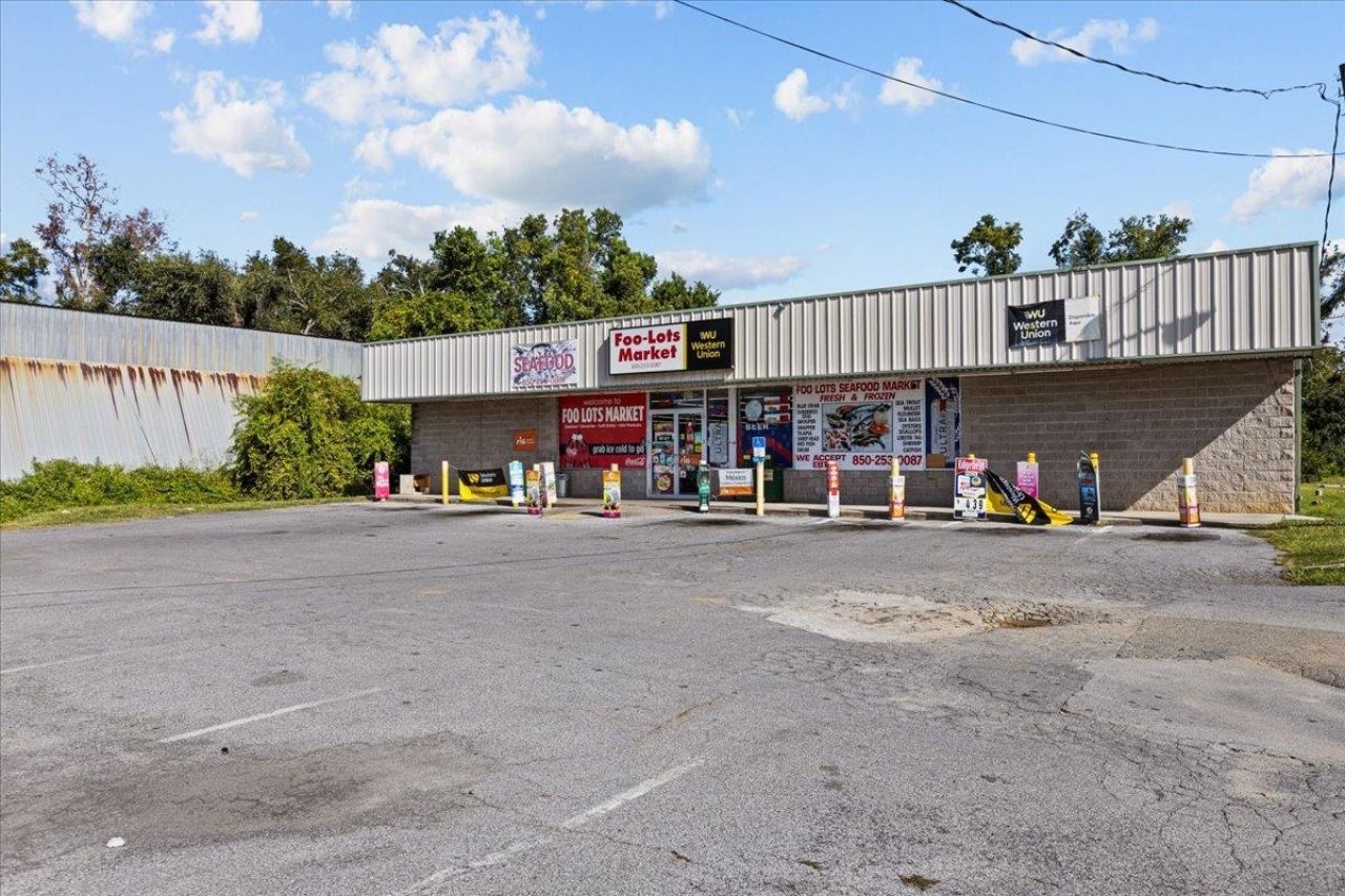 655 E Base , Madison, FL 32340 Photo