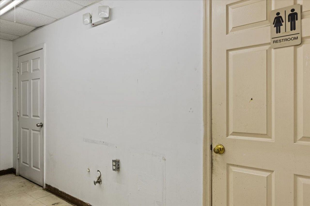 655 E Base , Madison, FL 32340 Photo