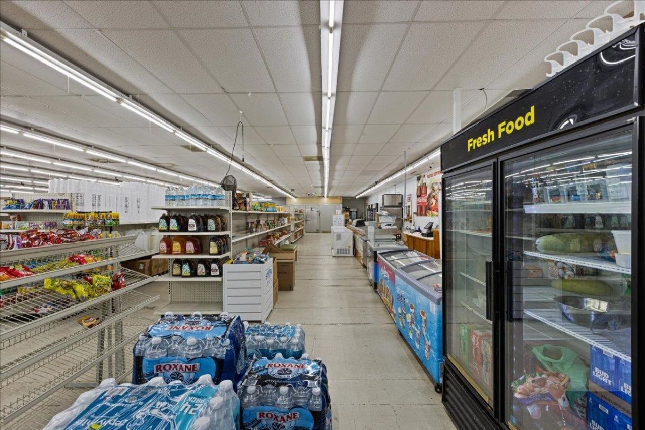 655 E Base , Madison, FL 32340 Photo