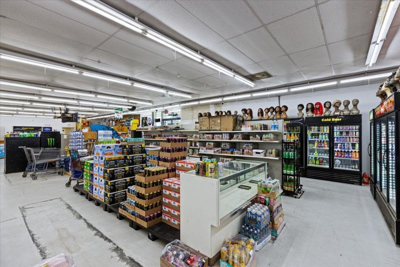 655 E Base , Madison, FL 32340 Photo