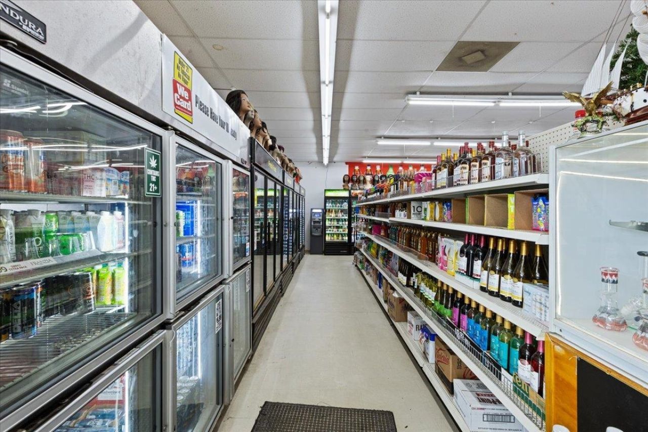 655 E Base , Madison, FL 32340 Photo