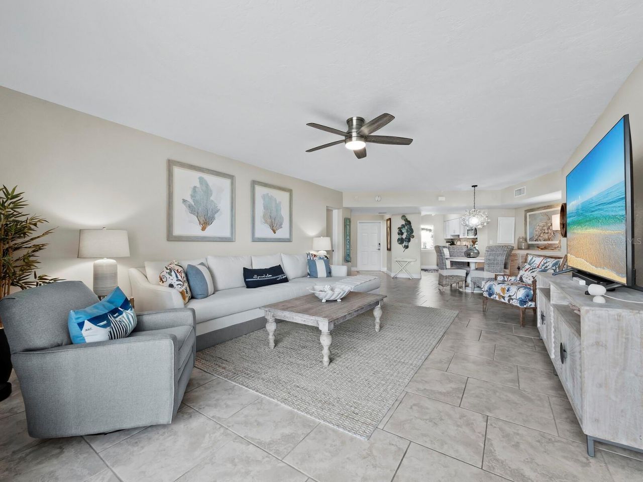 4825 Gulf Of Mexico Drive, Unit 105, Longboat Key, FL 34228 Photo