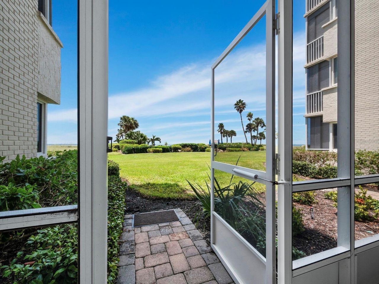 4825 Gulf Of Mexico Drive, Unit 105, Longboat Key, FL 34228 Photo