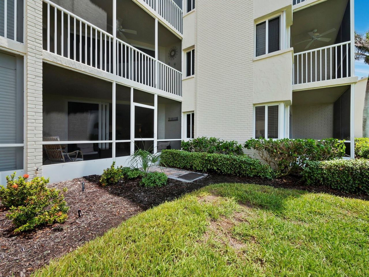 4825 Gulf Of Mexico Drive, Unit 105, Longboat Key, FL 34228 Photo