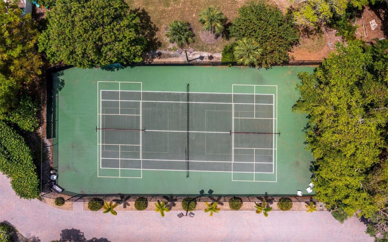 4825 Gulf Of Mexico Drive, Unit 105, Longboat Key, FL 34228 Photo