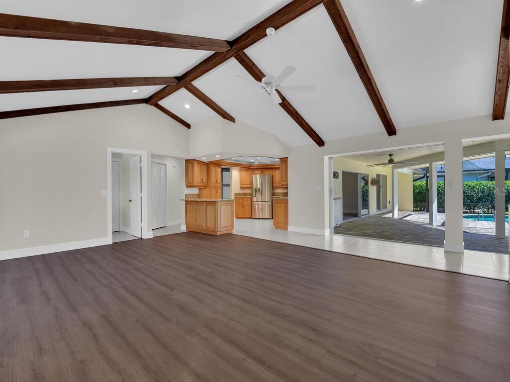 491 Cypress Way E, Naples, FL 34110 Photo