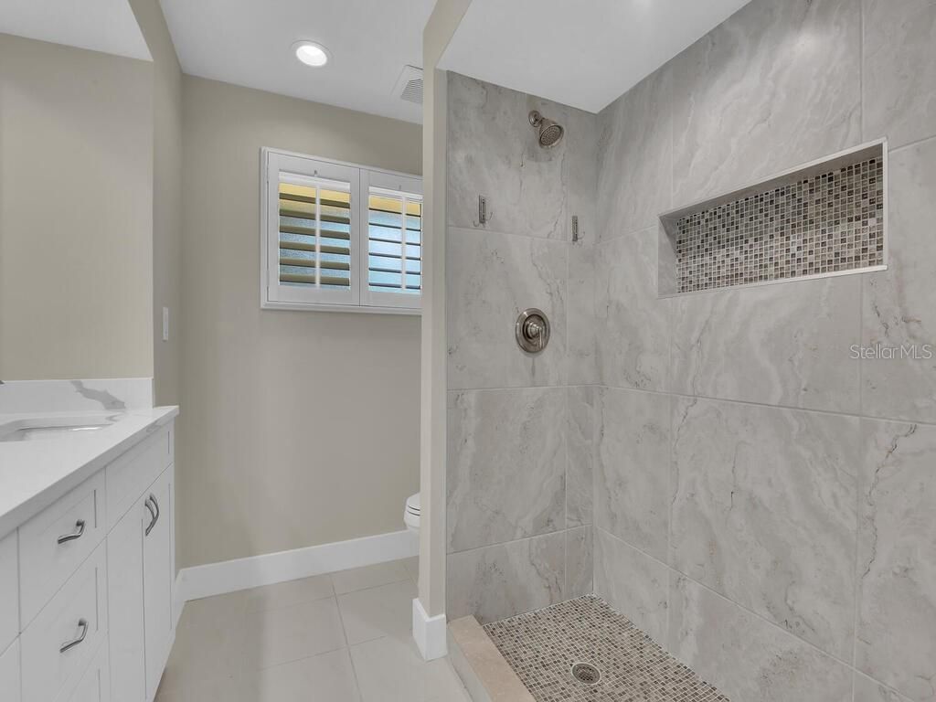 491 Cypress Way E, Naples, FL 34110 Photo