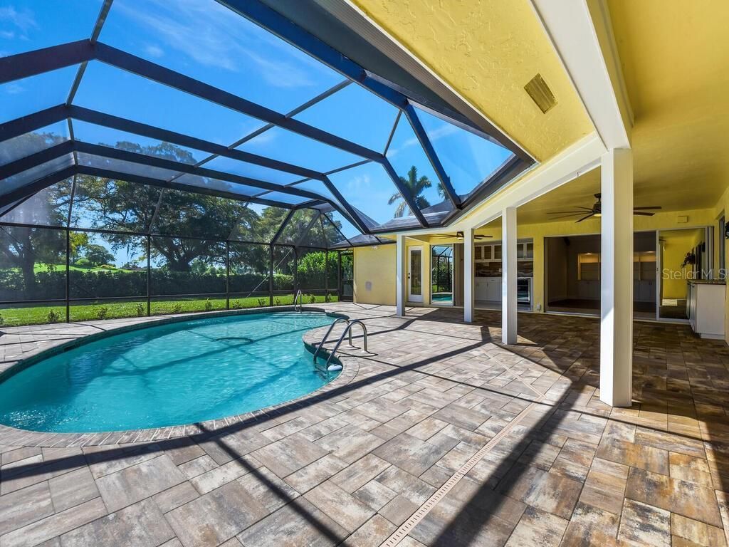 491 Cypress Way E, Naples, FL 34110 Photo