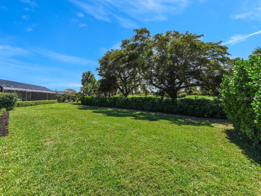 491 Cypress Way E, Naples, FL 34110 Photo