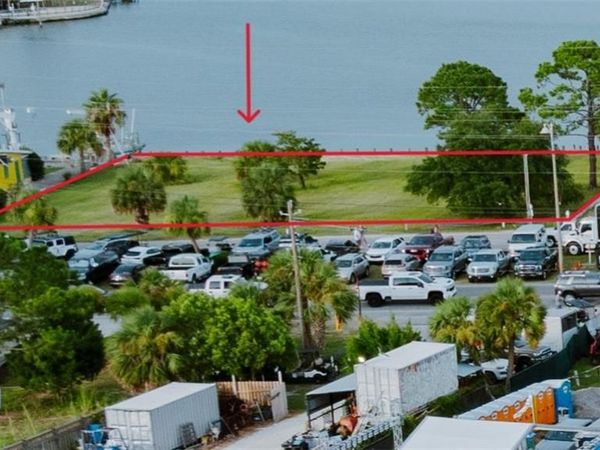 516 Lemoyne Drive, Dauphin Island, AL 36528