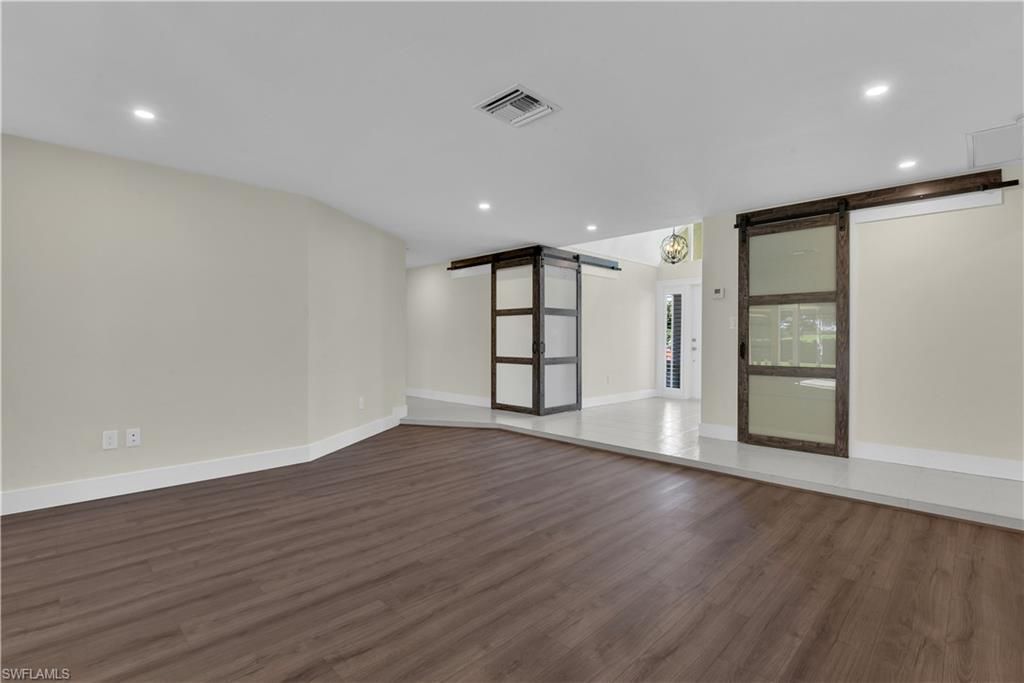 491 Cypress Way E, Naples, FL 34110 Photo