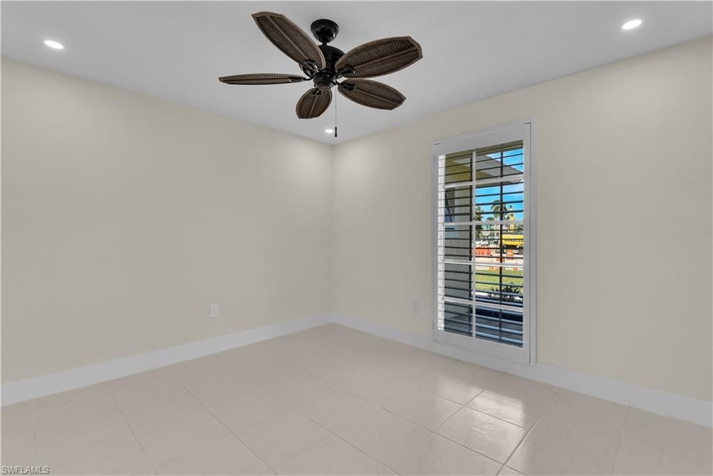 491 Cypress Way E, Naples, FL 34110 Photo