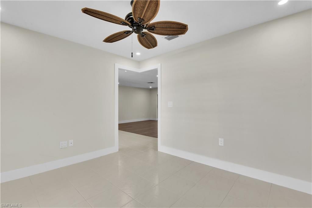 491 Cypress Way E, Naples, FL 34110 Photo