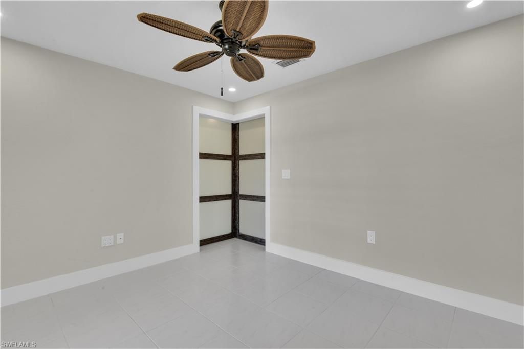 491 Cypress Way E, Naples, FL 34110 Photo