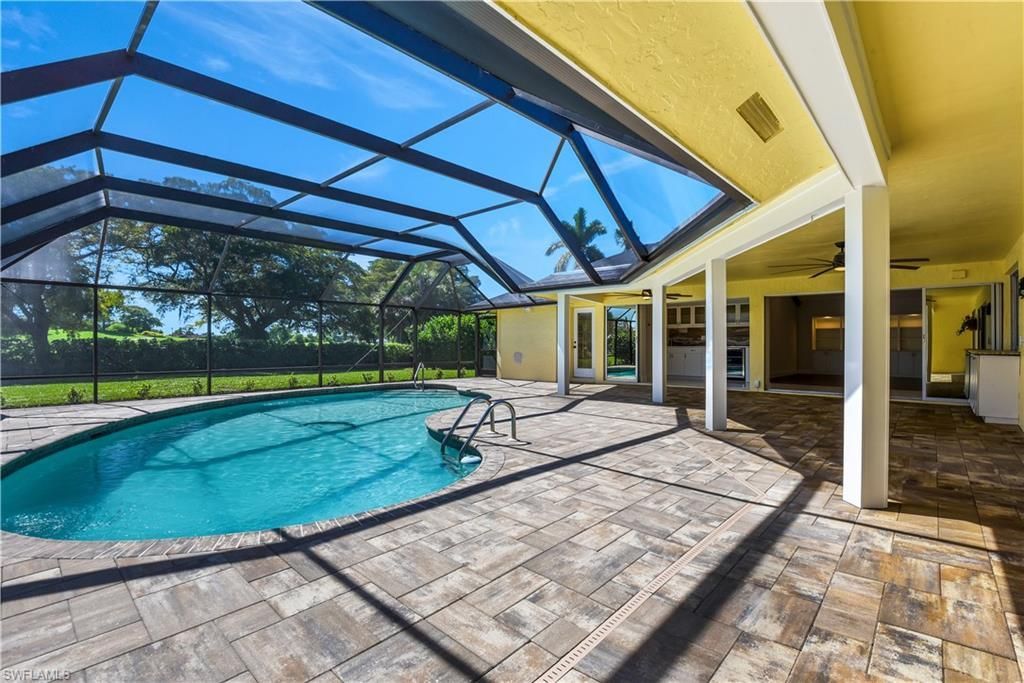 491 Cypress Way E, Naples, FL 34110 Photo