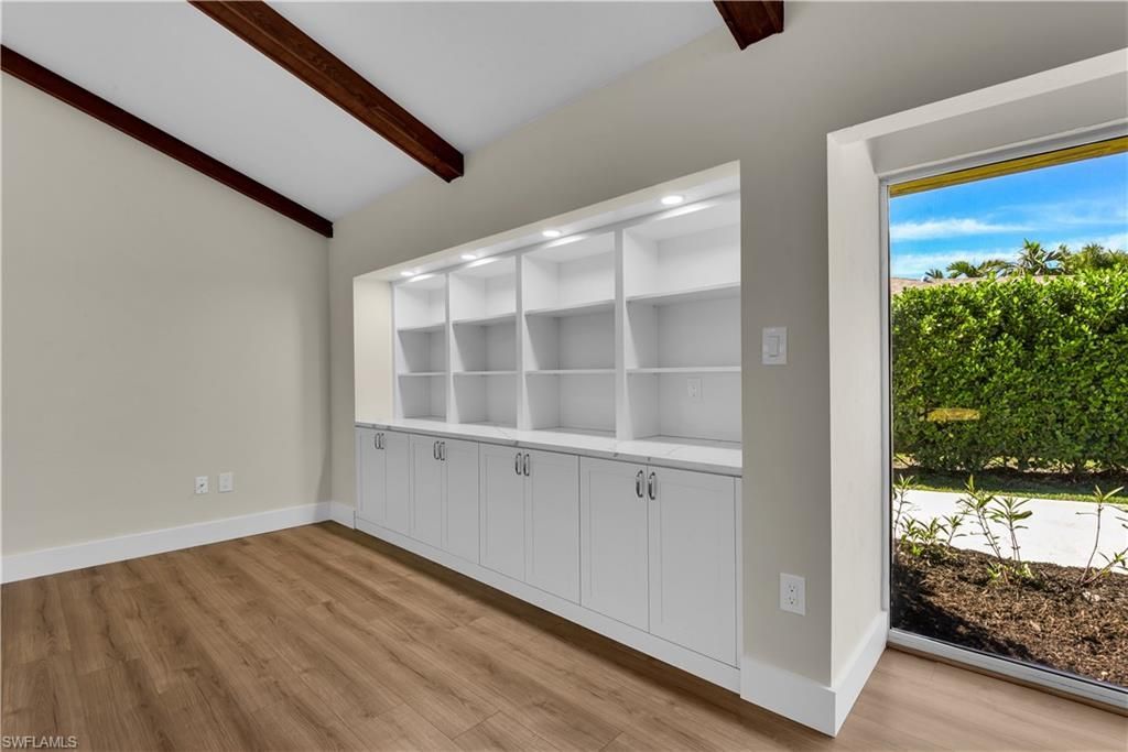 491 Cypress Way E, Naples, FL 34110 Photo