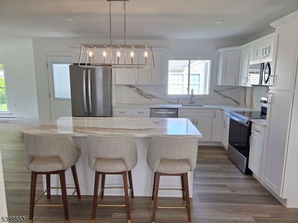 93 Mansfield Ave, Manchester, NJ 08759