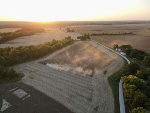 1000 N 300 W, Perrysville, IN 47974