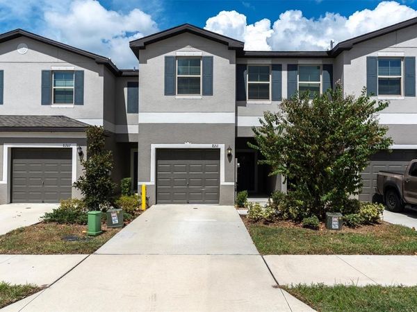 8211 CRESCENT OAKS DRIVE, NEW PORT RICHEY, FL 34655