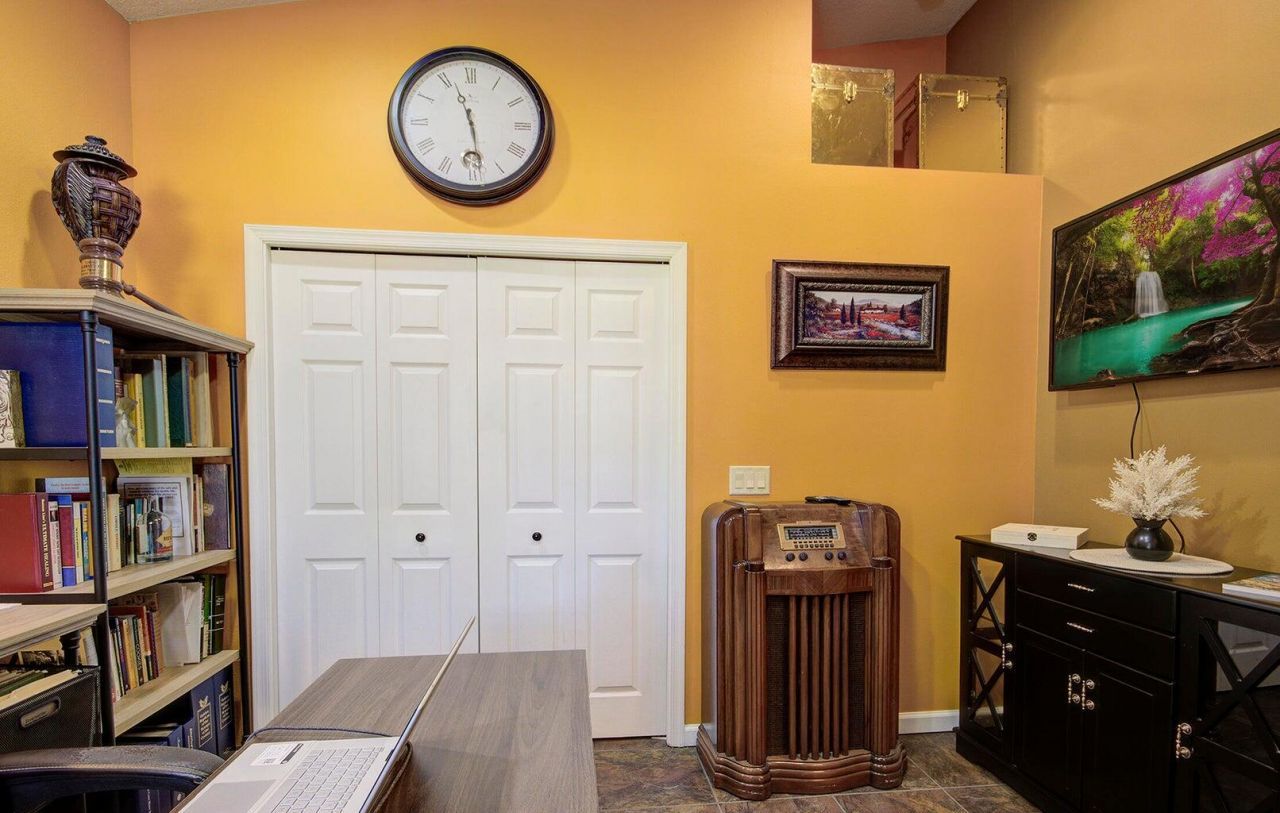 10112 SW Oak Tree Circle Sw, Port Saint Lucie, FL 34987 Photo