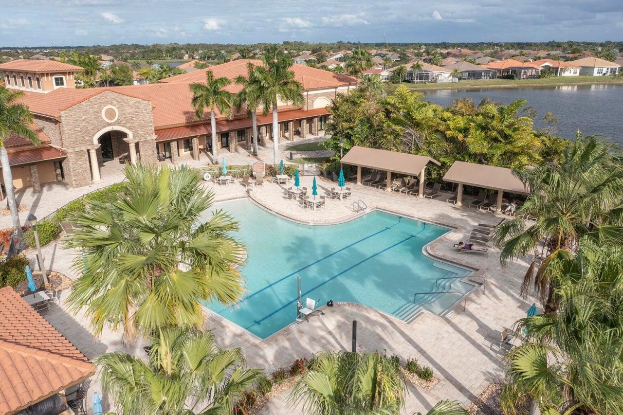 10112 SW Oak Tree Circle Sw, Port Saint Lucie, FL 34987 Photo