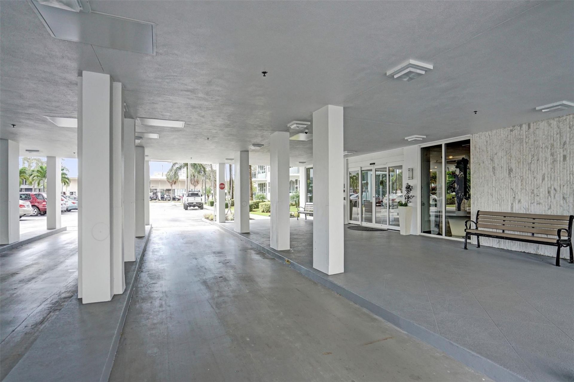 3333 NE 34th Street, Unit 1006, Fort Lauderdale, FL 33308 Photo