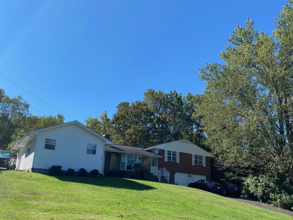 1011 Honeysuckle Drive, Newport, TN 37821