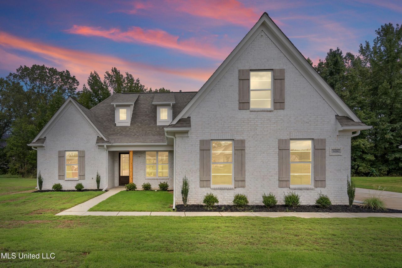 1434 Crk Hvn Drive Hernando, MS 38632