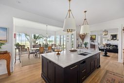 1456 Mcpherson Landing photo 4