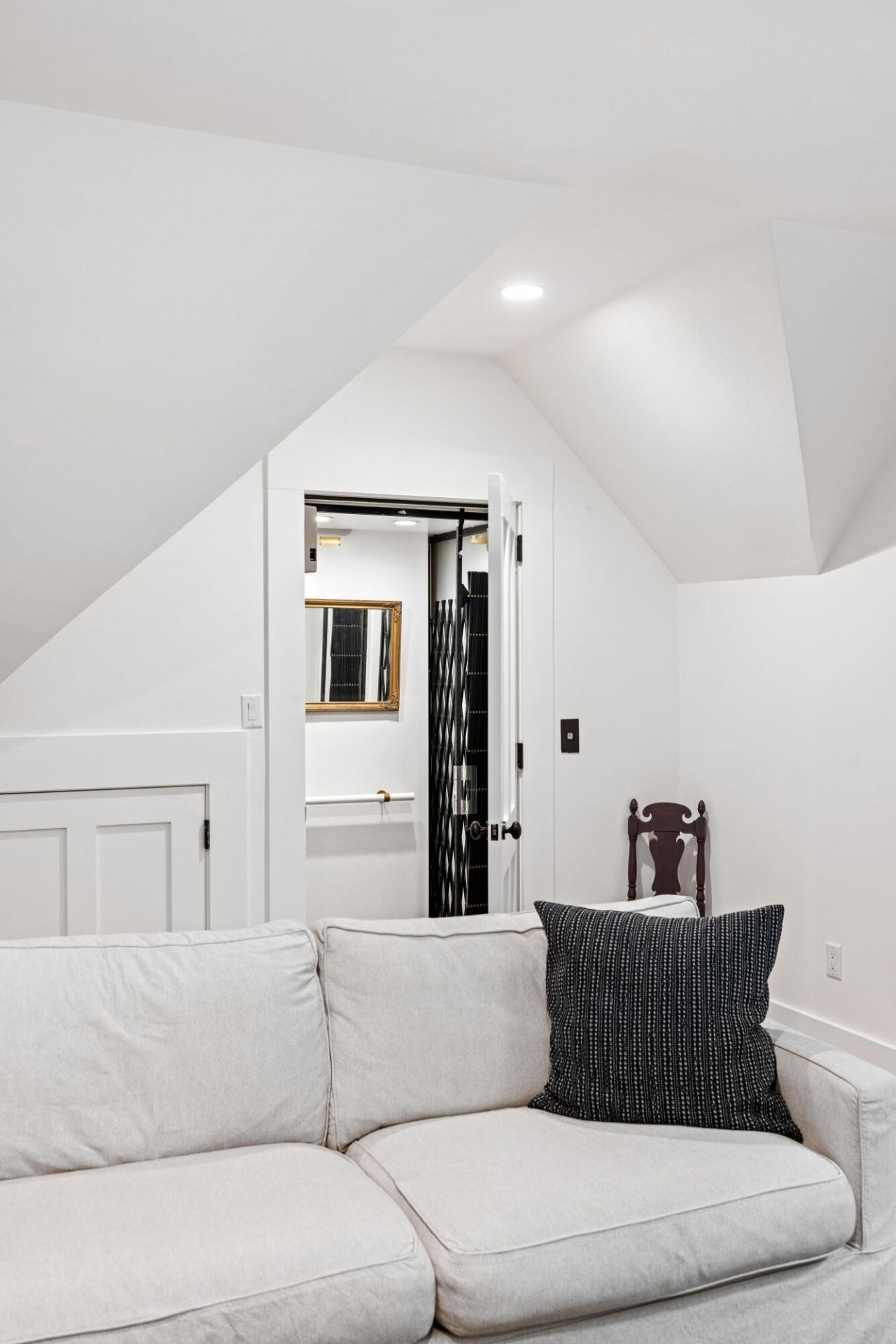 1456 Mcpherson Landing Photo 41