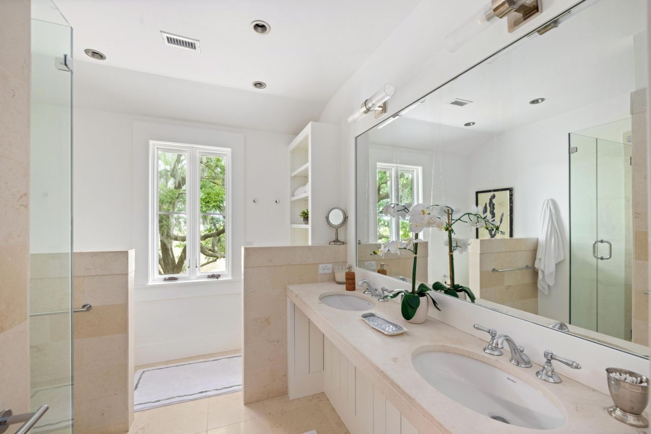 1456 Mcpherson Landing Photo 44