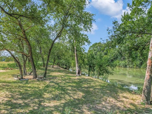 0 Mitchell ST, Smithville, TX 78957