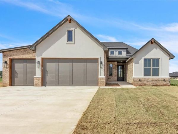 1657 Autumn Ln Court, Newcastle, OK 73065