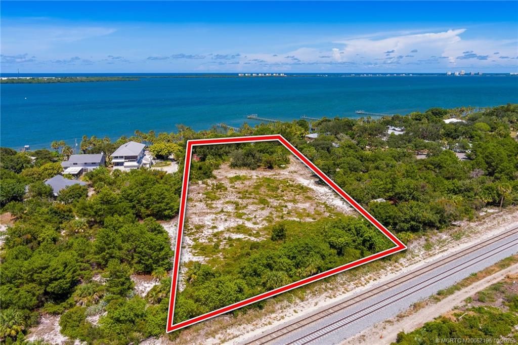 8605 Indian River Drive, Fort Pierce, FL 34982 Photo