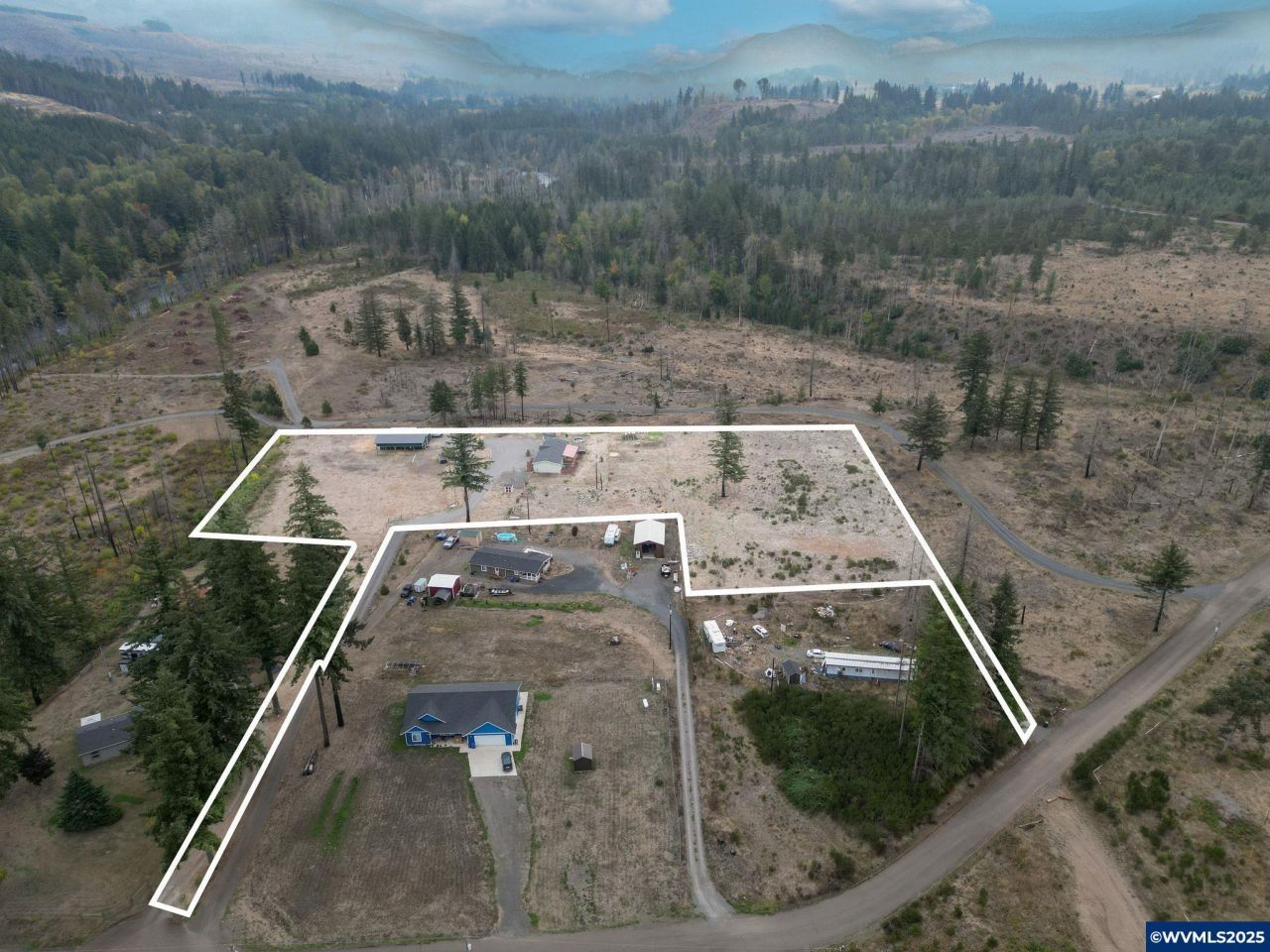40213 N Dogwood Rd, Mill City, OR 97360 Main Photo