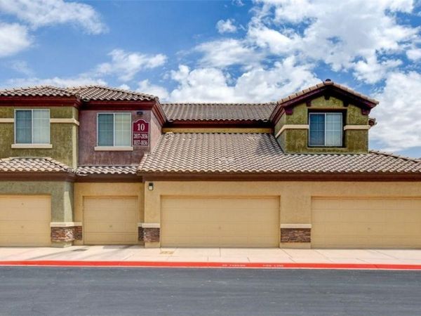 6868 Sky Pointe Drive, Unit 2036, Las Vegas, NV 89131