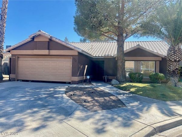 533 Calypso Drive, Henderson, NV 89002