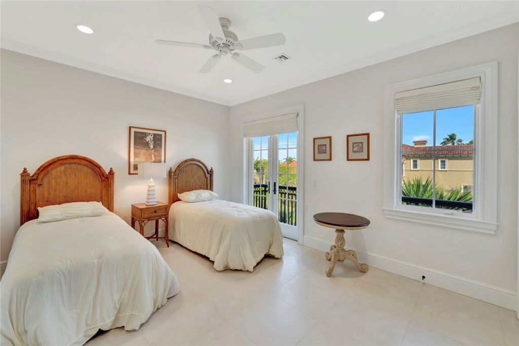 3632 Ocean Drive, Vero Beach, FL 32963 Photo