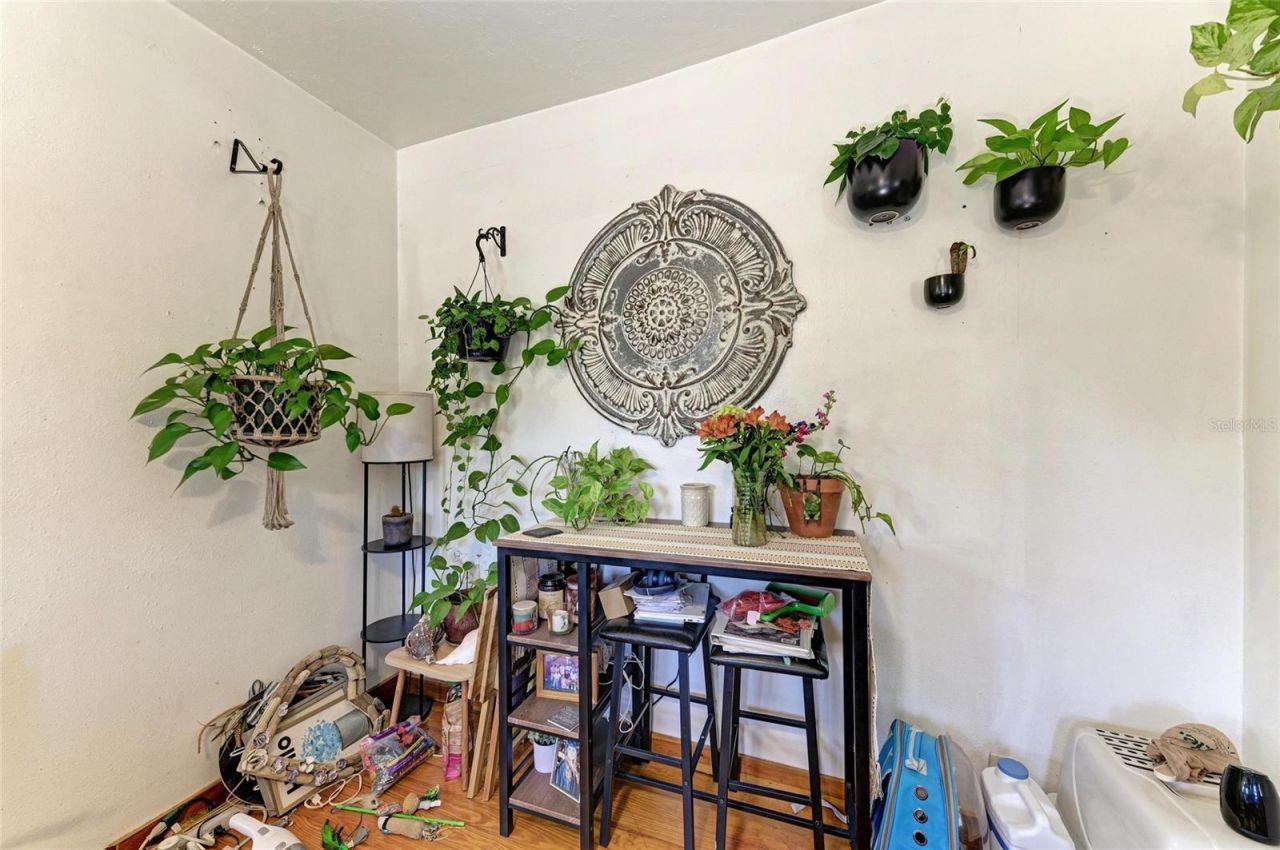 432 Adelia Avenue, Sarasota, FL 34236 Photo